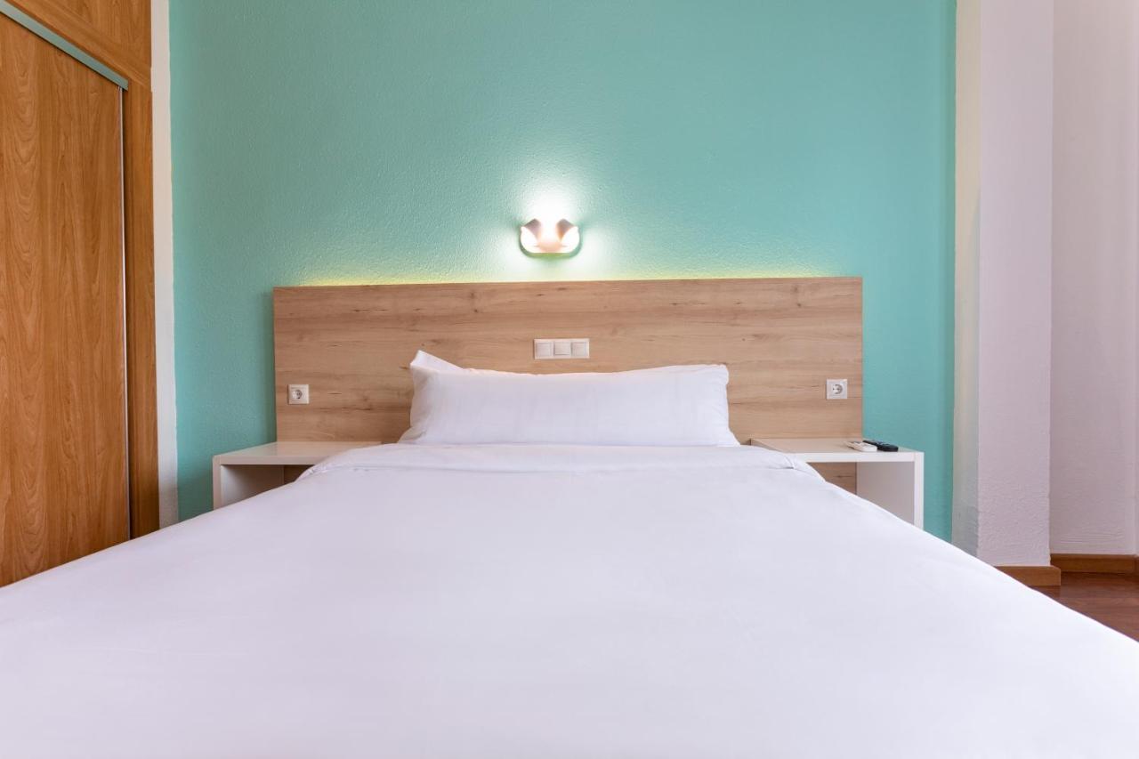 Hotel Torremolinos Centro By Croma Экстерьер фото